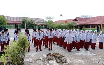 Panitia MTsN 1 Siak Laksanakan Tes PPDB