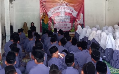 Realisasikan Jum,at Taqwa, MTsN 1 Siak Gelar Baca Yasin, Tahfiz, dan Nasyid.