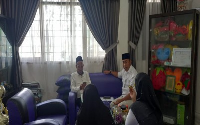 Kepala MTsN 1 Siak Gelar Bincang Persiapan Perpisahan Kelas IX dengan Ketua Komite Madrasah